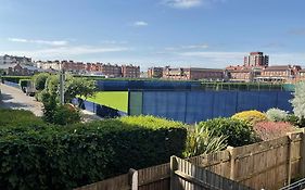 Queens View